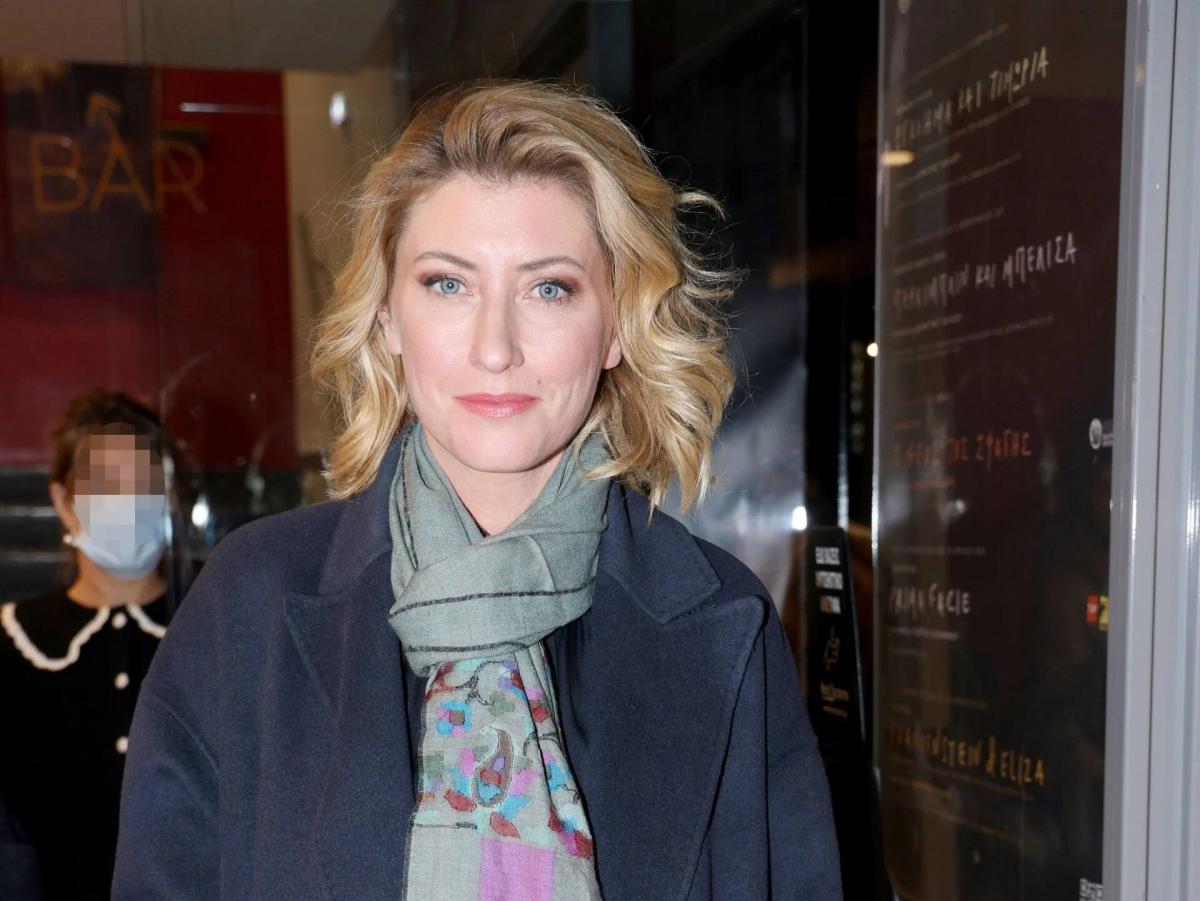 Σία Κοσιώνη: Μαζί με τον σύζυγό της, Κώστα Μπακογιάννη και ένα μήνυμα πασχαλινό γεμάτο νόημα 1 image 23 1