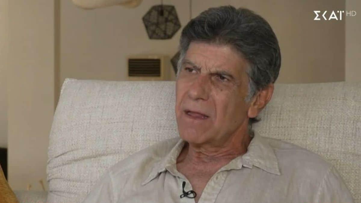 Από το σανίδι στα έδρανα: Ο Μητσοτάκης παίρνει τον Μπέζο στο Μαξίμου – Όλο το παρασκήνιο της «μεταγραφής» του αιώνα 5 giannis bezos i vlakeia den prepei na mas xaraktirizei to sxolio gia tis amvloseis kai tous neous kallitexnes 2