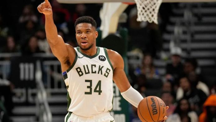 Ο Αντετοκούνμπο σύγκρινε τους Μπακς με την Ελλάδα του Σπανούλη!