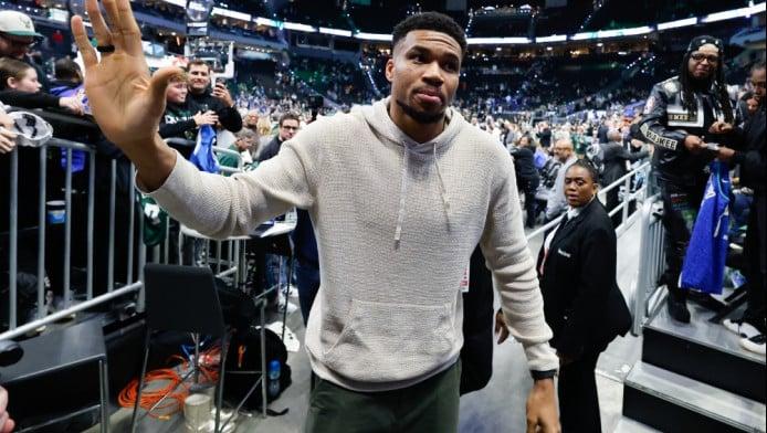 Ανοιχτά όλα για Γιάννη: "Κάποιος πρέπει να σου κάνει προσφορά"