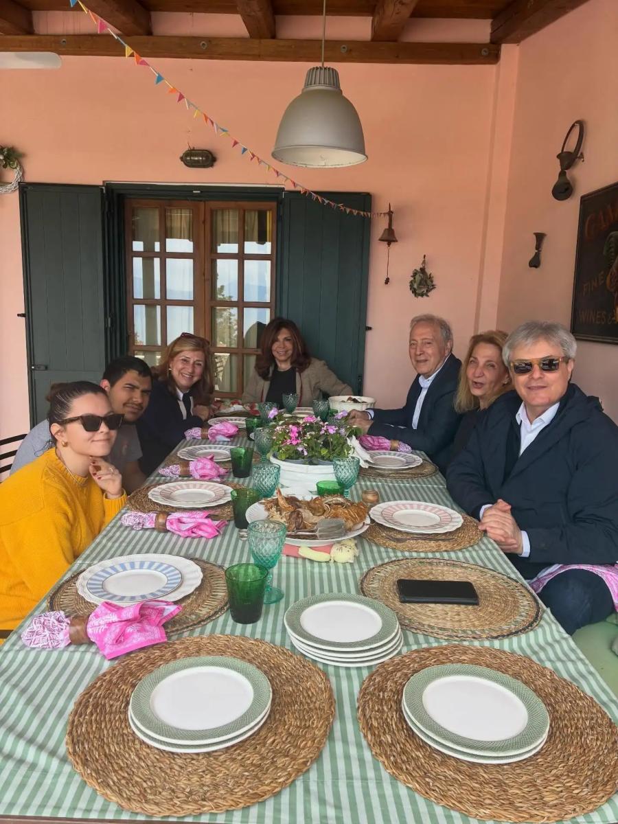 mimi denissi post 12 4 2026 11 27 05 m m 3873903951632787773