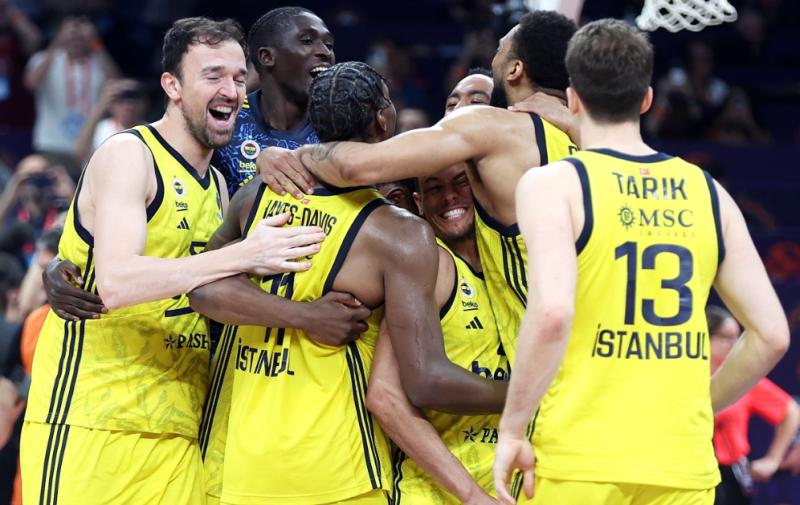 Κίνηση ματ Φενέρ για Euroleague - Μένουν οι ανακοινώσεις