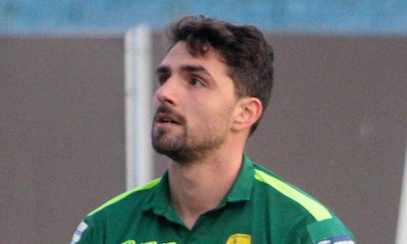 Τρελαίνει κόσμο ο Καπίνο - Έχει πιάσει πέντε πέναλτι στην Ελβετία