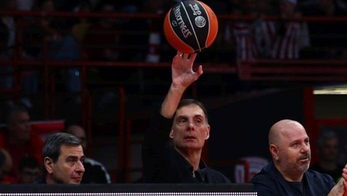 “Kαλύτερος ο Ολυμπιακός - Το αξίζει ο Μπαρτζώκας” (ΒΙΝΤΕΟ)