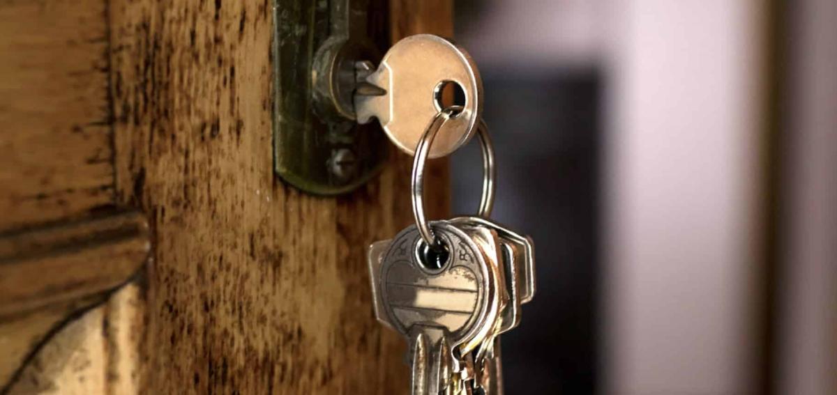 Τι γίνεται αν ο ενοικιαστής αλλάξει κλειδαριά στο σπίτι που νοικιάζει; 1 stigmiotypo othonis 2026 04 15 21.17.52