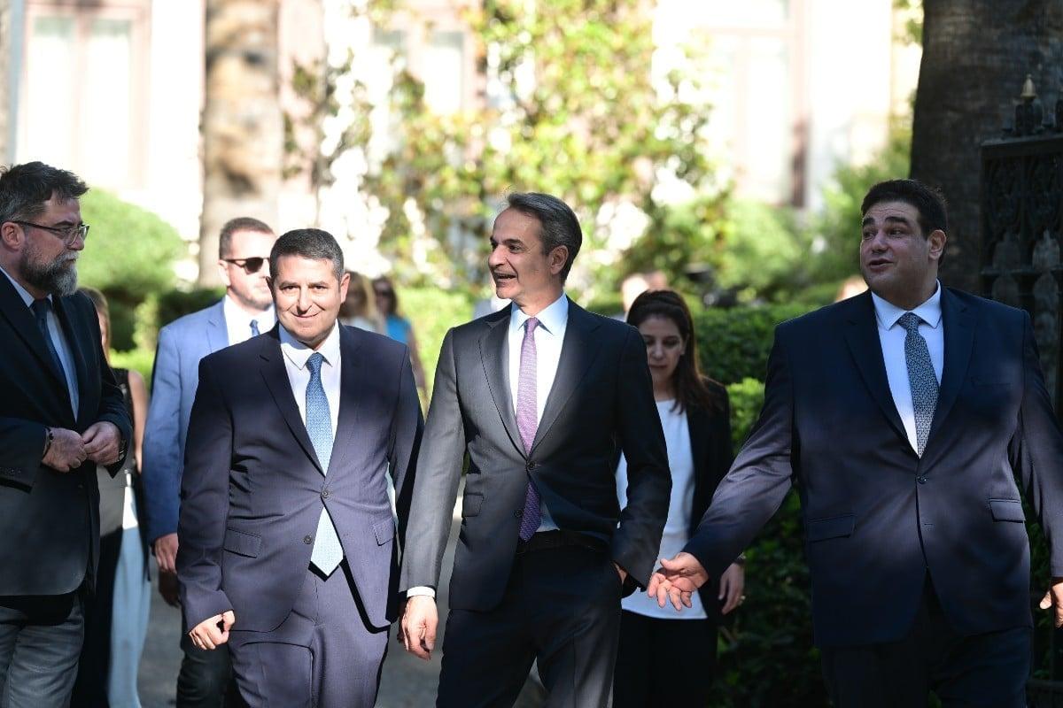 milonakis mitsotakis