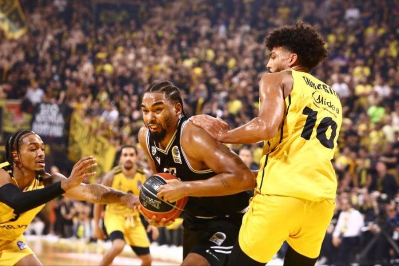 Πρόβλημα για ΠΑΟΚ λόγω πανό - Κλήση από ΔΕΑΒ