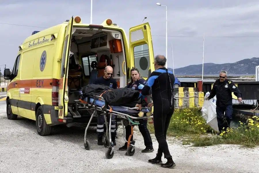 asthenoforo 17xroni korinthos isthmos