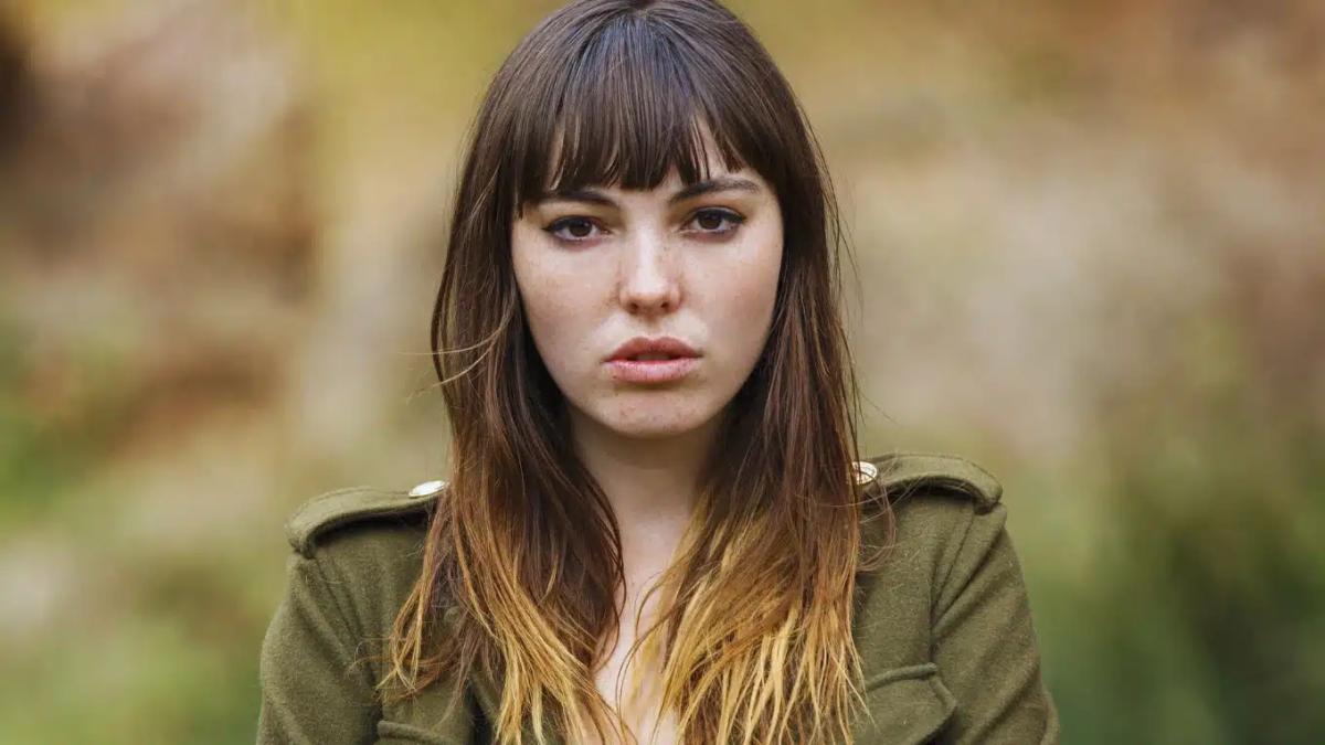 gestures speak loudly someones bad person