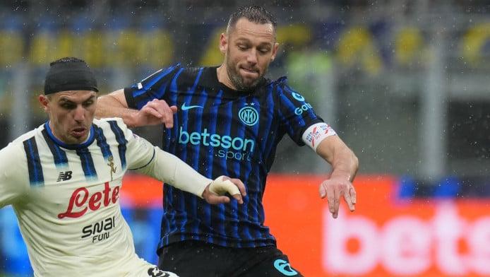 Παράγοντας με ρόλο-κλειδί! Το ατού του Ολυμπιακού για Ντε Φράι