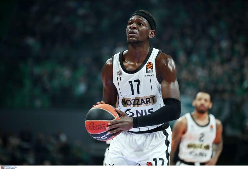 Έκπληξη για Ολυμπιακό - Δύο μεγάλα ονόματα για τη θέση "3"!