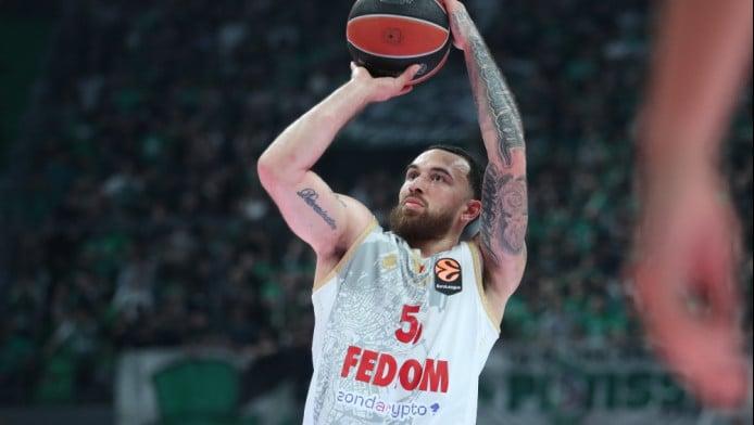 Ο Μάικ Τζέιμς σχολίασε τις 5άδες της Euroleague!