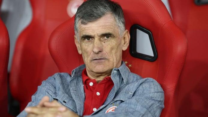 Βρήκε λαβράκια; Εκεί ψάχνει για παίκτες ο Ολυμπιακός - Νεος Σαλάχ!