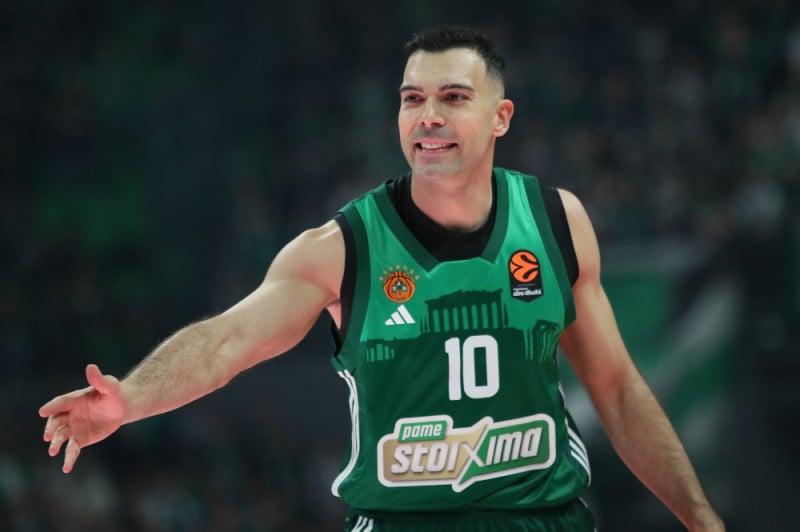 Έστειλε μήνυμα ο Σλούκας μετά την επέμβαση: «Ήδη μετράω αντίστροφα»