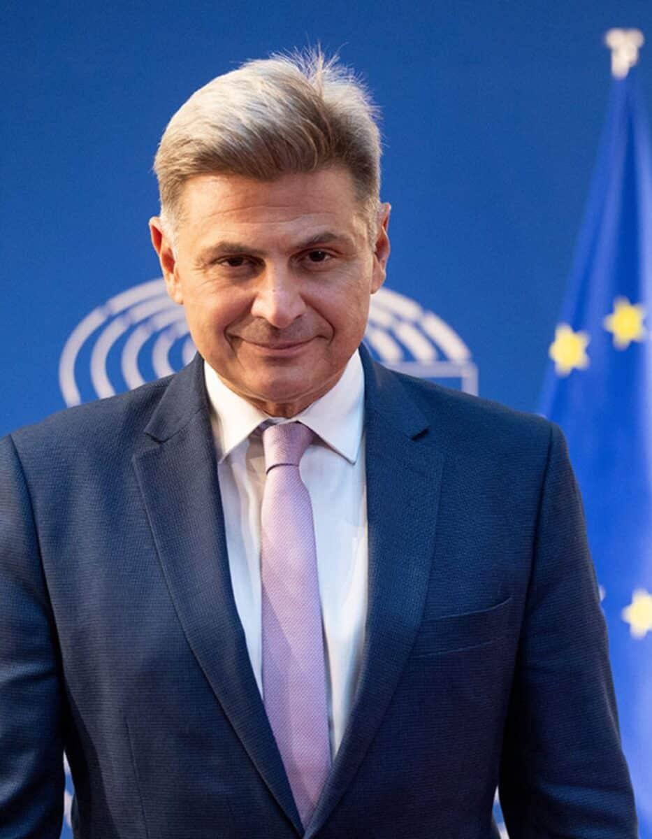 20240916 ep 172243a aha 036