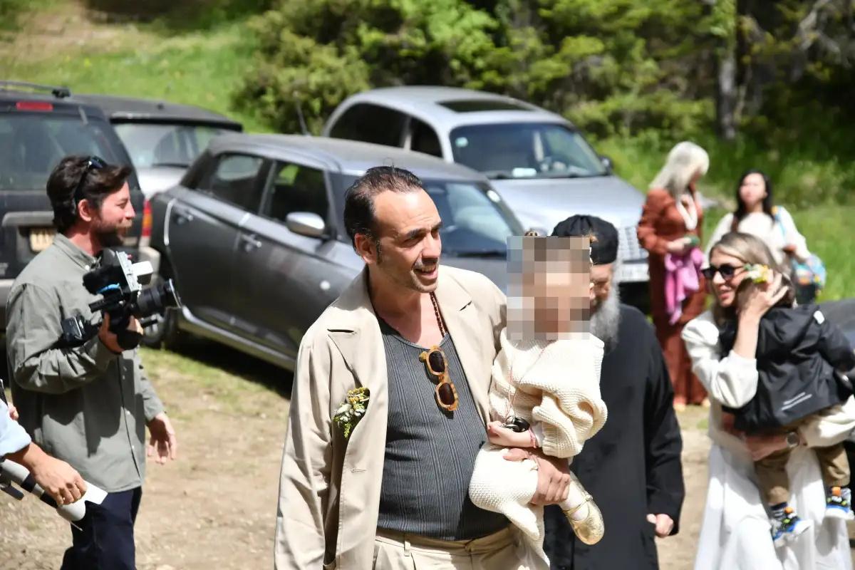 crop=