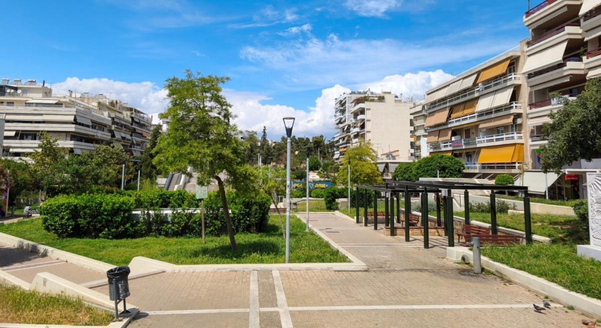 Κολυδάς: Αυτές είναι οι πιθανές αιτίες για τη μυστηριώδη μυρωδιά που πλημμύρισε την Αθήνα 1 stigmiotypo othonis 2026 05 19 22.55.23