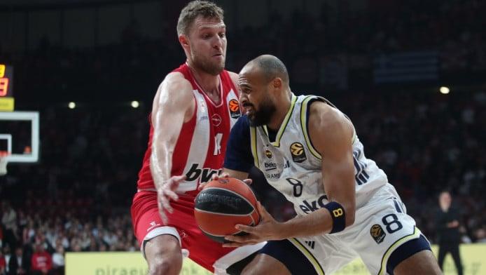 Το είπε ο Ουρμπόνας: «Δεν παίρνει την Euroleague ο Ολυμπιακός» (Vid)
