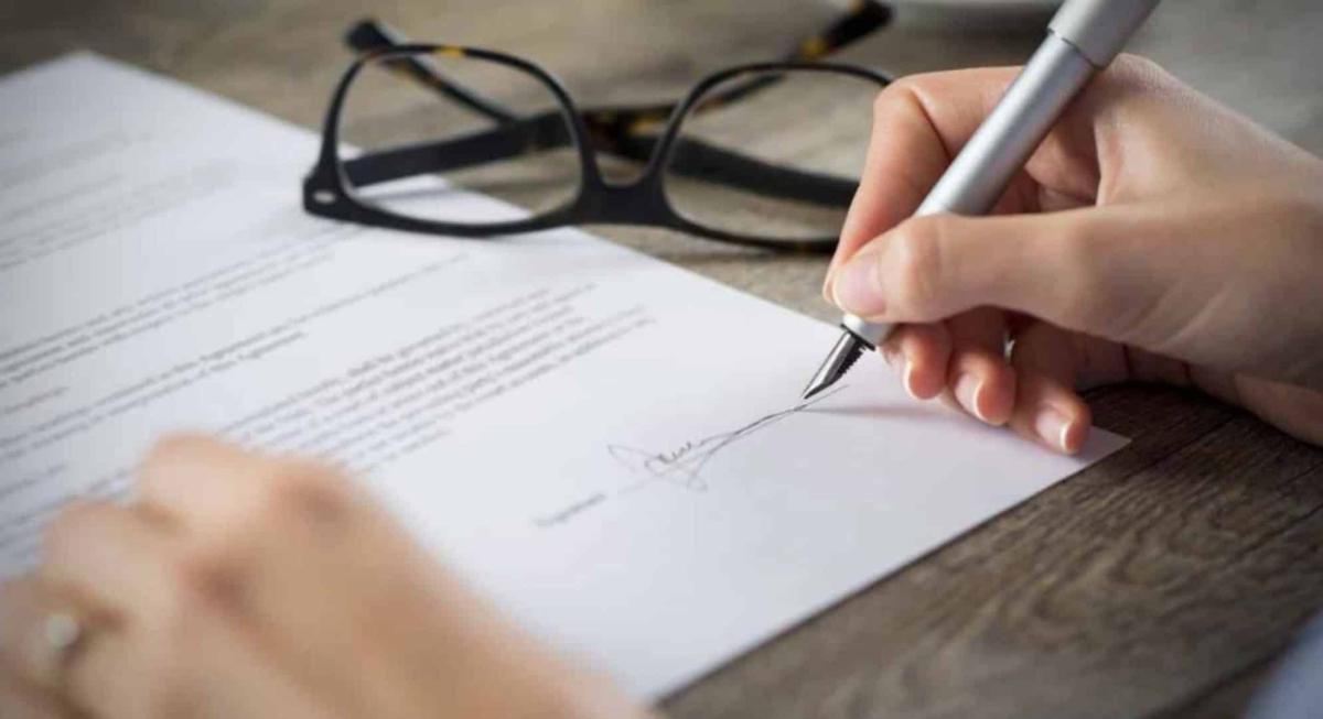 Ριζική ανατροπή στο κληρονομικό δίκαιο: Οι 10 μεγάλες αλλαγές που φέρνει ο νέος νόμος για περιουσίες, διαθήκες και ελεύθερες συμβιώσεις 3 stigmiotypo othonis 2026 05 30 20.38.39