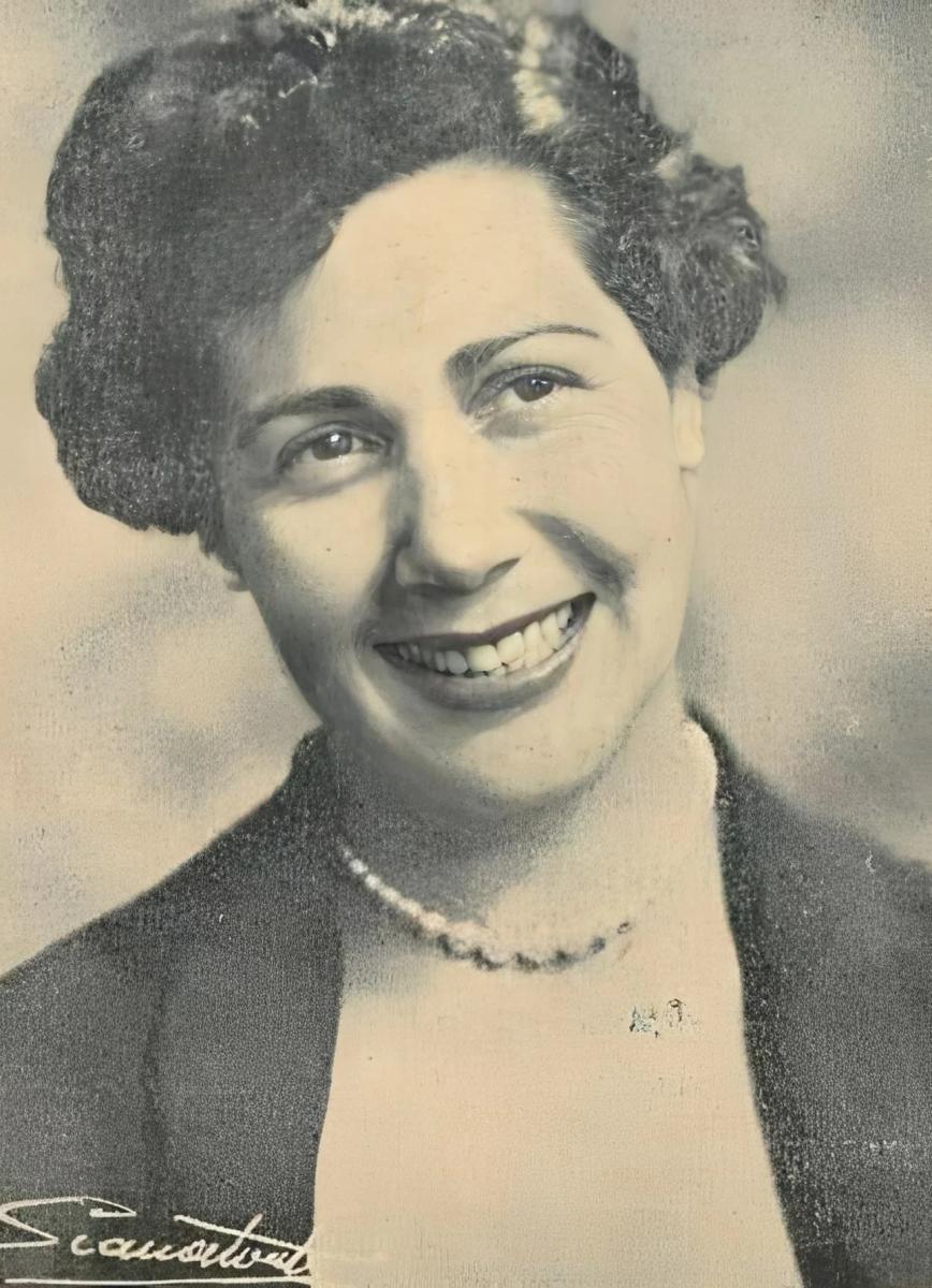 width=1290