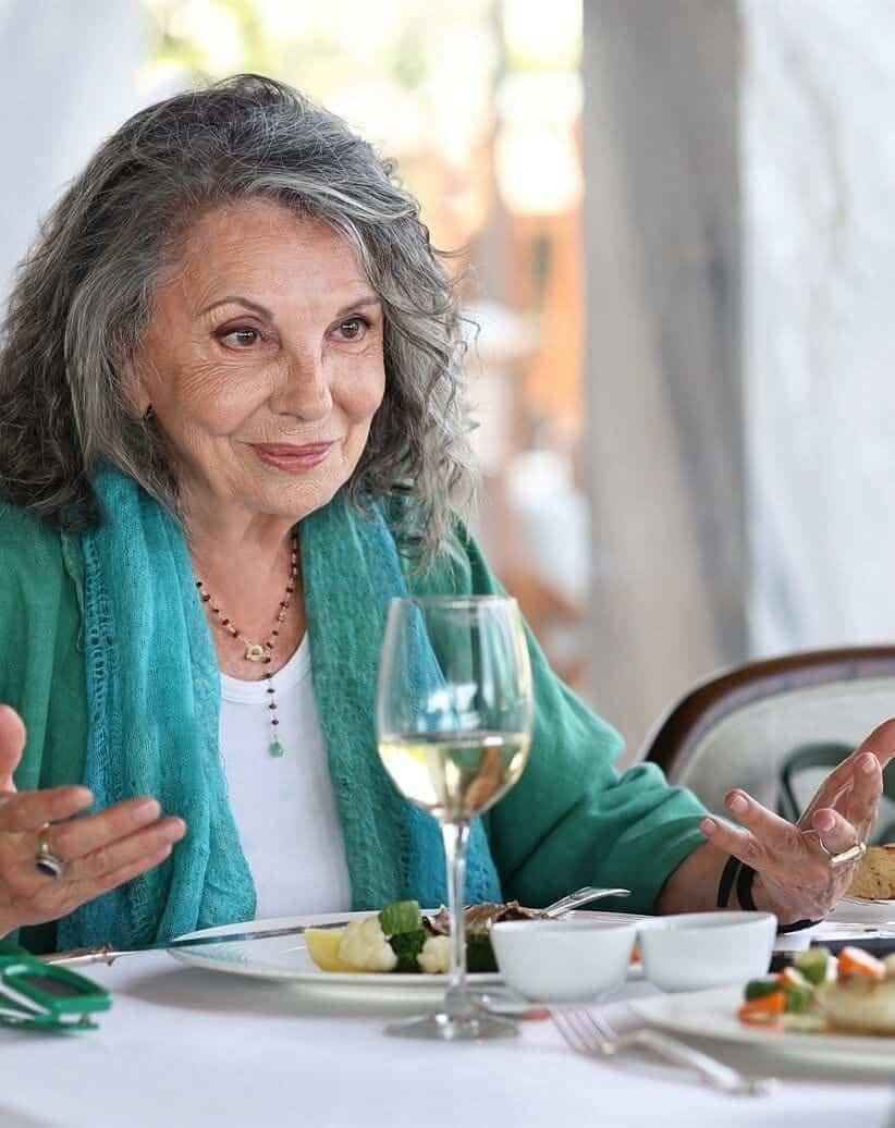 Η άγνωστη σχέση της πασίγνωστης Ελληνίδας ηθοποιού και πως είναι σήμερα στα 75 6 611611551 2280002745818516 8954057875597129950 n
