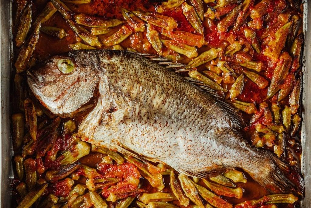 Οι γιατροί αποκαλύπτουν ότι η κατανάλωση μπαμιών προκαλεί... 3 psari mpamies