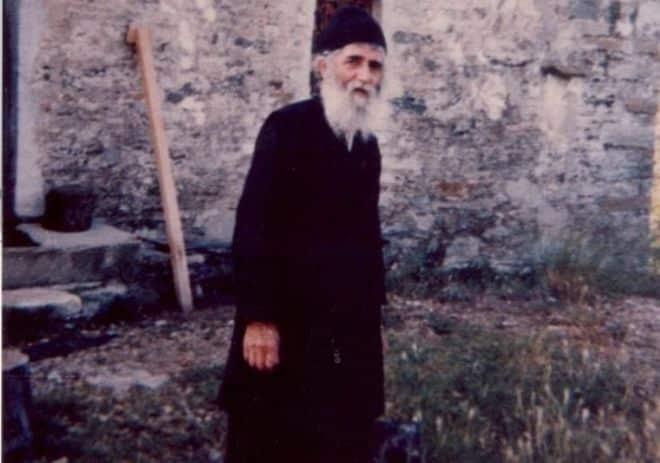 Αληθινή ιστορία: Ο Άγιος γέροντας Παΐσιος με έβγαλε από το αδιέξοδο 1 gerontas paisios