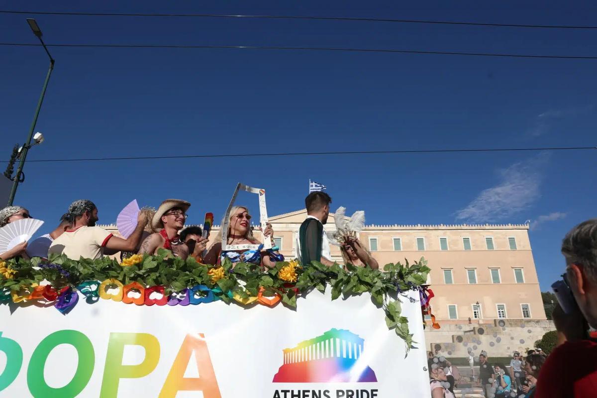 Πλήθος κόσμου έδωσε το παρών στο Athens Pride 2026 6 1 19