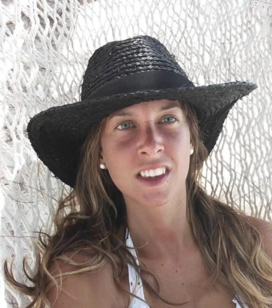 37 arezzo died car accident 1088890485
