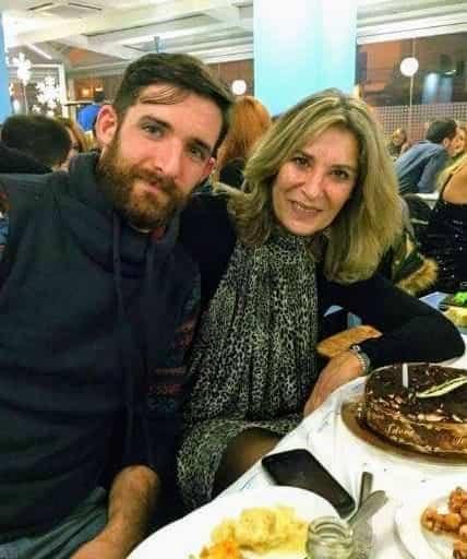 Απομονωμένη στην Εύβοια πασίγνωστη ηθοποιός του ελληνικού κινηματογράφου - Πως είναι σήμερα 7 482827504 656758573434908 6368245677285504537 n