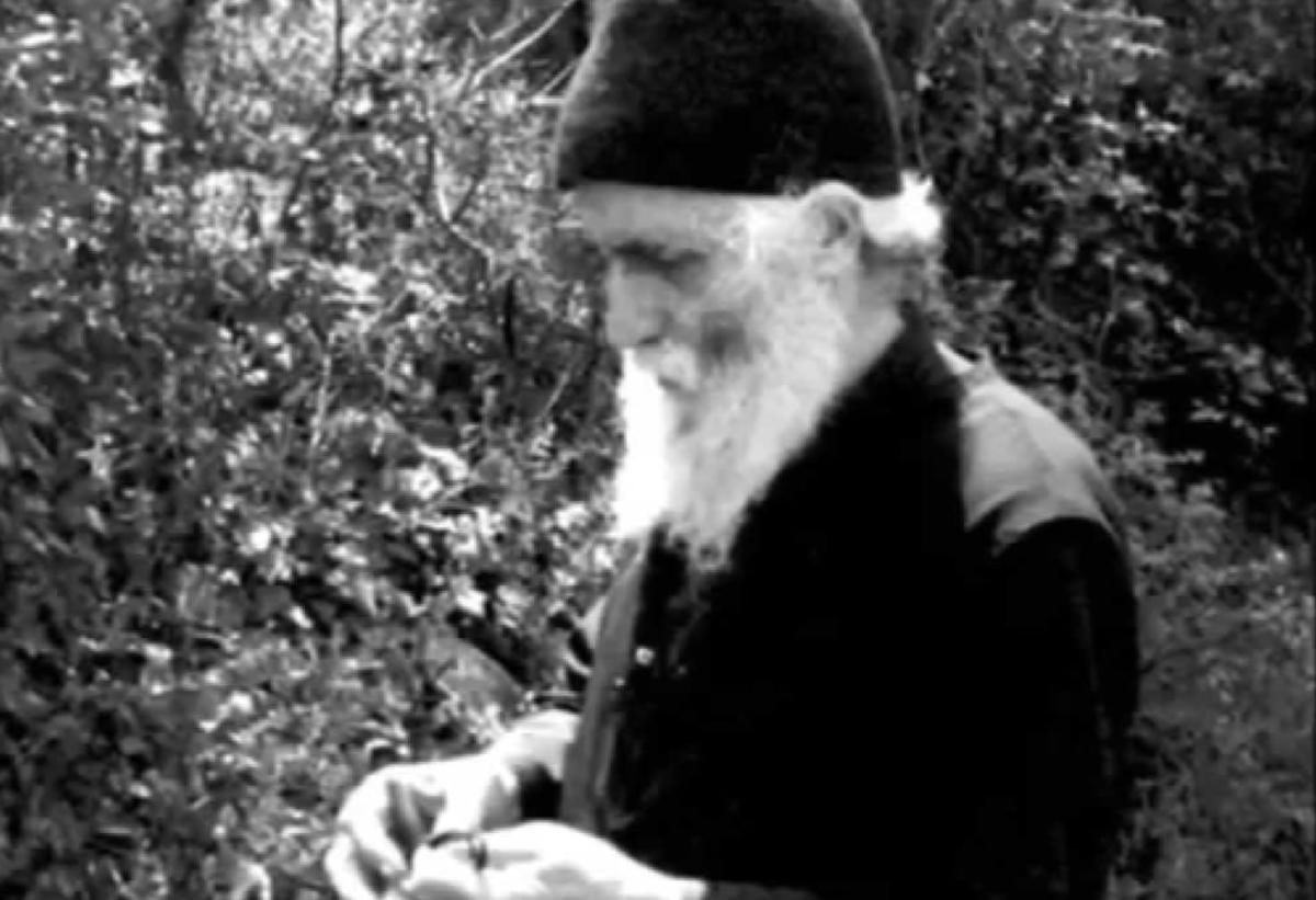 Γέροντας Παΐσιος: «Εμείς με ένα παξιμάδι πάμε στον Θεό!» 2 stigmiotypo othonis 2026 06 19 03.17.32