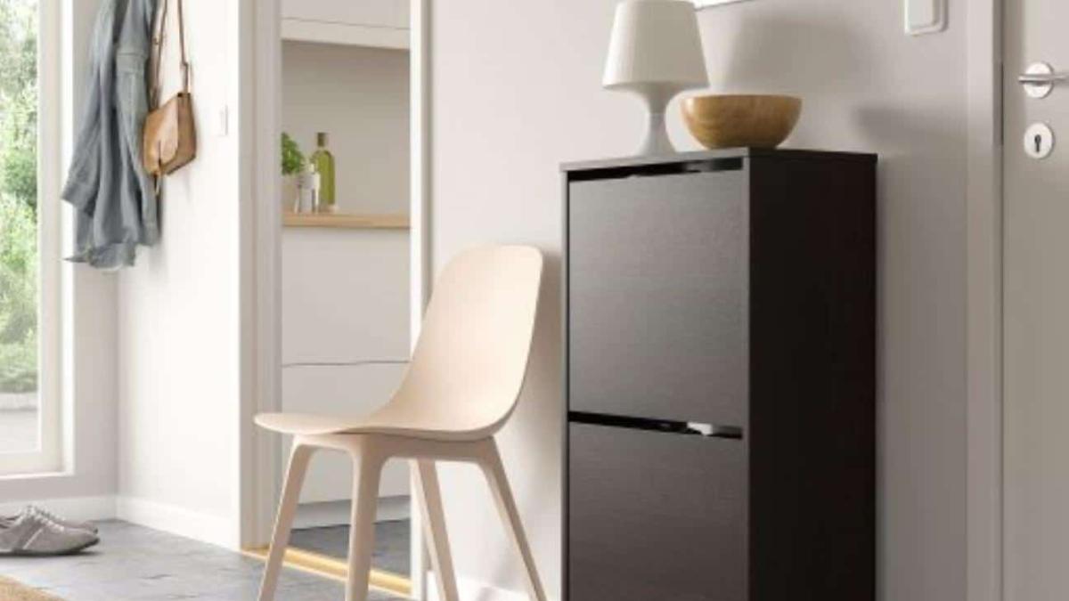 Αυτή η κομψή παπουτσοθήκη από το IKEA που βάζει σε τάξη το χολ σας και μοιάζει με κομοδίνο 2 papoutsothiki