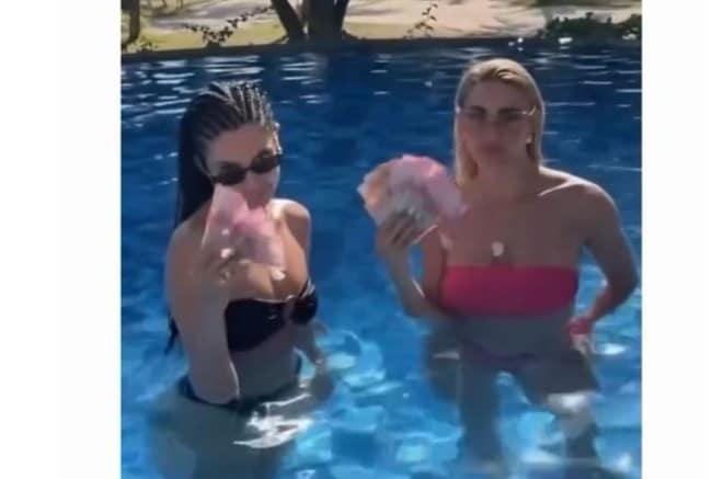 Σάλος με το βίντεο της Τούνη που κάνει αέρα με 500ευρα σε πισίνα στο Μπαλί 1 8c70fe8358194faea35c8f6a0401127b