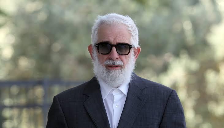 «Πρέπει να ζήσω» - Δεν θα πιστέψετε τι επάγγελμα ασκεί σήμερα ο Πέτρος Φιλιππίδης 1 images 14
