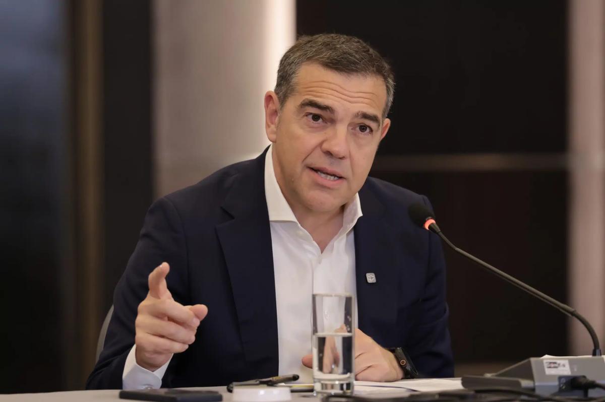 Αυστηρό μήνυμα Αλέξη Τσίπρα: «Η κυβέρνηση να σταματήσει να δίνει λευκή επιταγή στον Τραμπ» 2 5237250 scaled 1