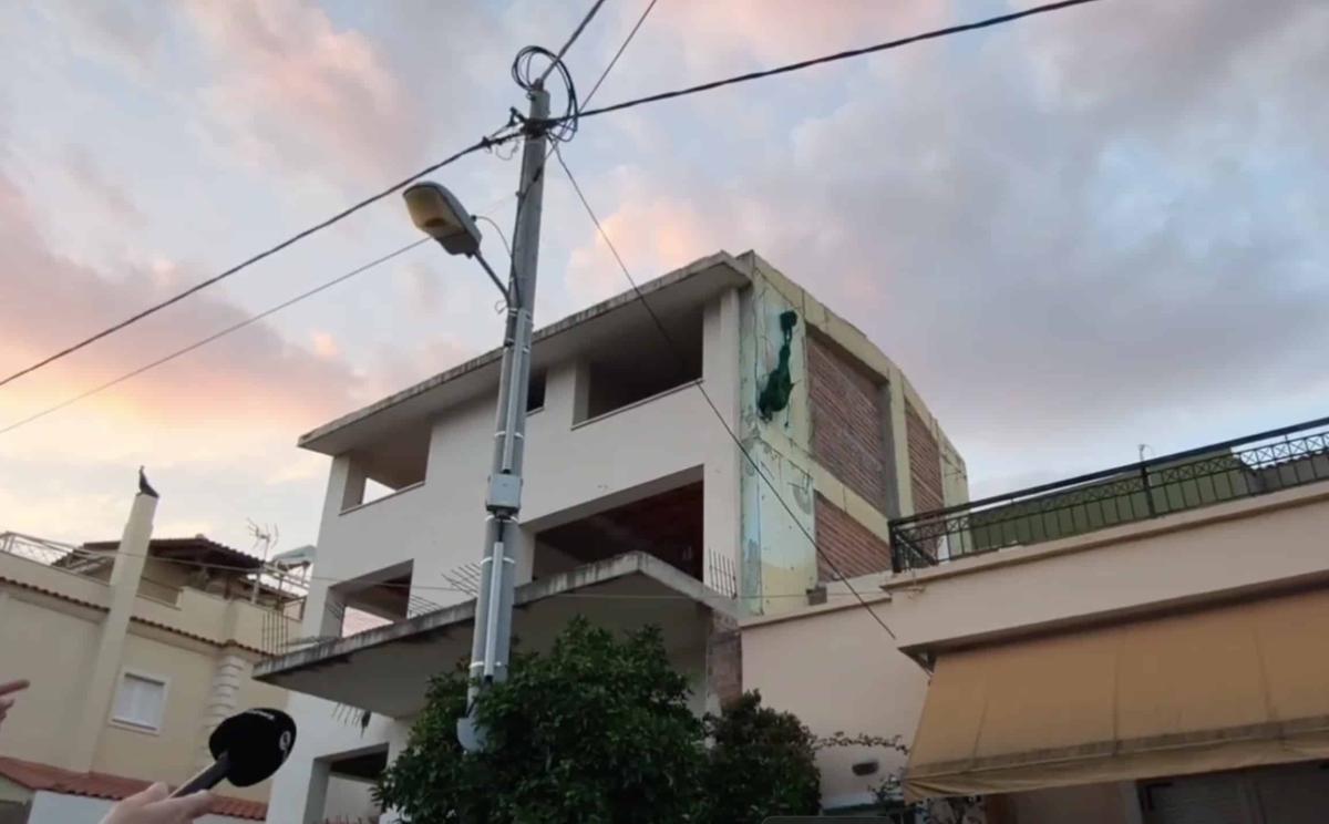 Κατέρρευσε μεσοτοιχία στο Μαρούσι – Ένας τραυματίας, διακοπή κυκλοφορίας 2 stigmiotypo othonis 2026 07 04 21.34.04