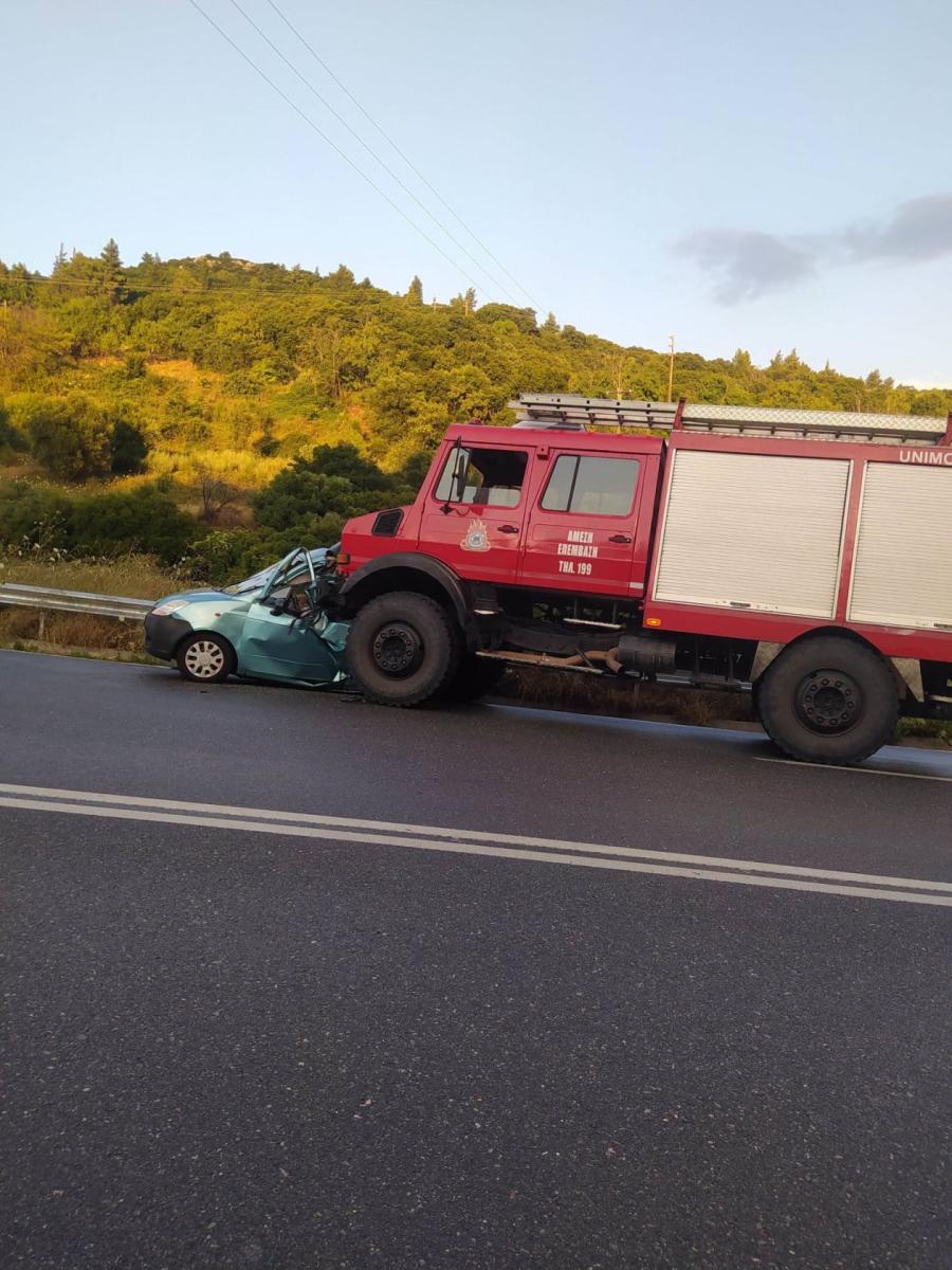 Σπάρτη: Δύο νεκροί σε μετωπική σύγκρουση αυτοκινήτου με πυροσβεστικό 1 troxaio voutianous