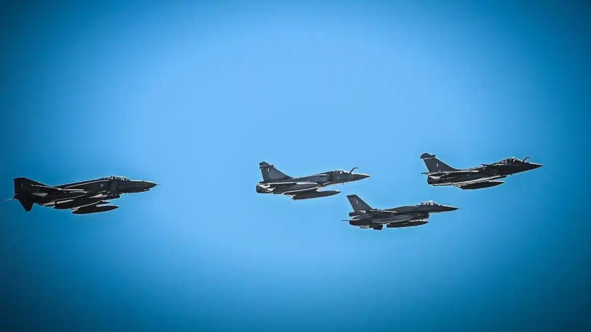 f 16 zeus