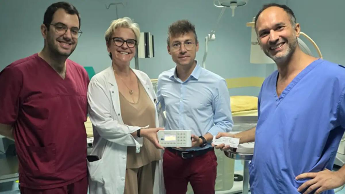 Μάθημα ανθρωπιάς από τον Δήμαρχο Μάνδρας - Δώρισε όλους τους μισθούς του 2025 στο Θριάσιο Νοσοκομείο 1 drikos thriassio