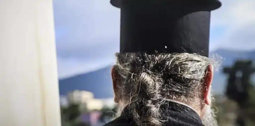 «Ξέρεις ποια είμαι εγώ;» - Χαμός σε γάμο με γνωστή Ελληνίδα influencer και ιερέα - Ο λόγος που εκνευρίστηκε 3 iereas 873x432 1