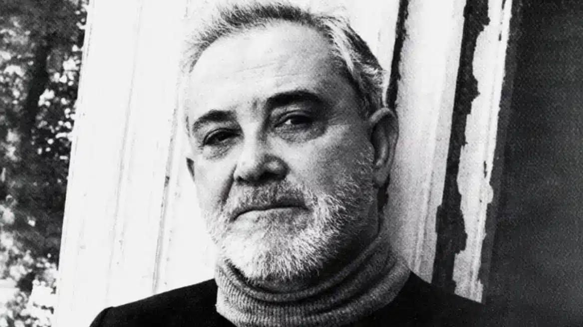 Ταχτσής: Εκδιδόταν ντυμένος γυναίκα – Η διπλή ζωή του συγγραφέα και η ανατριχιαστική δολοφονία του που δεν εξιχνιάστηκε ποτέ 1 taxtsis mk