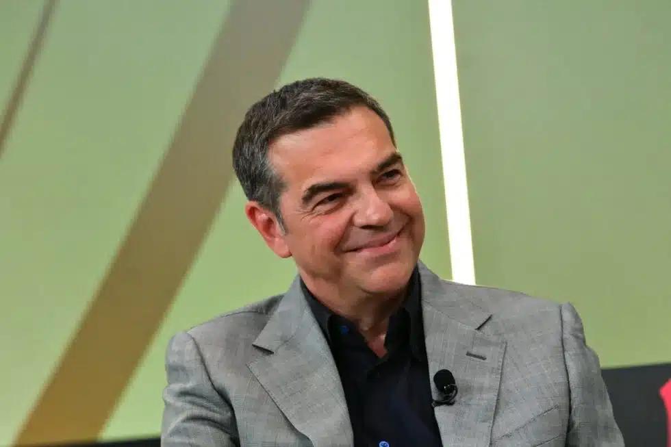 Αλέξης Τσίπρας: «Η διαφορά μας με τον Μητσοτάκη είναι ότι εγώ πάντοτε διαπραγματεύτηκα για τα εθνικά συμφέροντα» 2 7027005 980x653 1