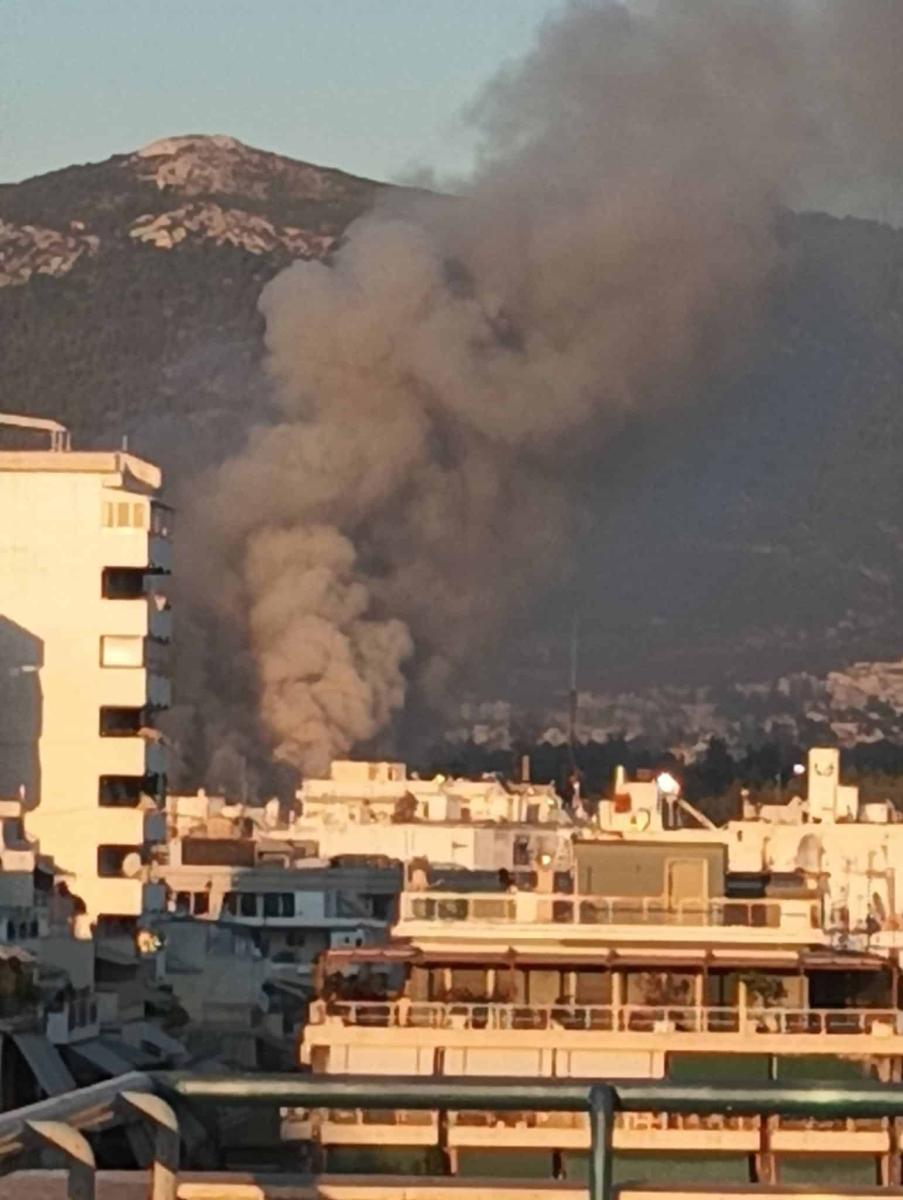 Πάρκο Γουδή: Μεγάλη φωτιά στο παλιό κτίριο του θεάτρου Μπάντμιντον και μήνυμα του 112 1 743831104 10244441442472100 586776650005801299 n