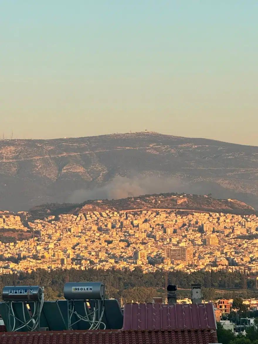 Πάρκο Γουδή: Μεγάλη φωτιά στο παλιό κτίριο του θεάτρου Μπάντμιντον και μήνυμα του 112 6 fotia goudi 2