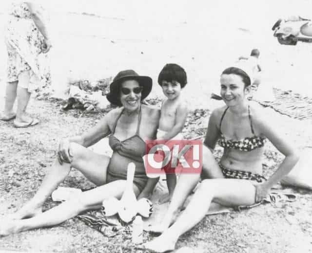 Ούτε η Ζωζώ, ούτε η Κοντού: Αυτή είναι η μεγαλύτερη εν ζωή ηθοποιός της χώρας και ζει μόνη και ξεχασμένη 8 557151448 1094985326131006 1230144807318829755 n
