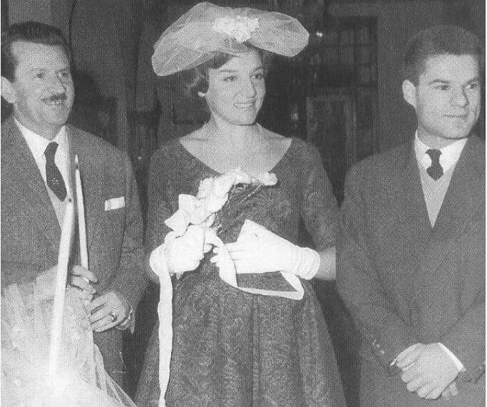 Μάρω Κοντού