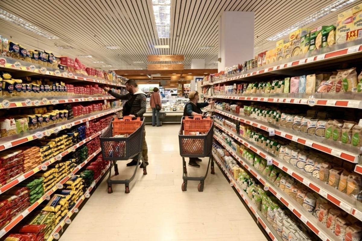 Βόλος: Άρχισε να βγάζει πράγματα στο ταμείο του σούπερ μάρκετ επειδή δεν έφταναν τα χρńματα – Σоκ η συνέχεια 1 super market new eurokinsii