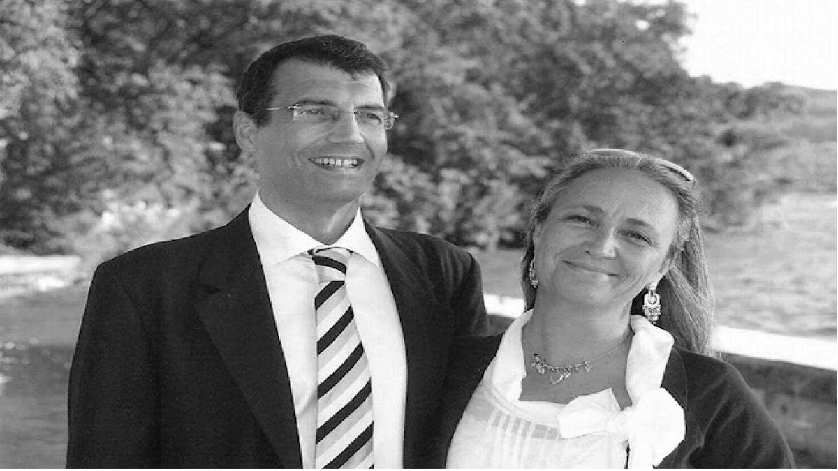 Το τέλειο οικογενειακό προσωπείο πριν από την τραγωδία
