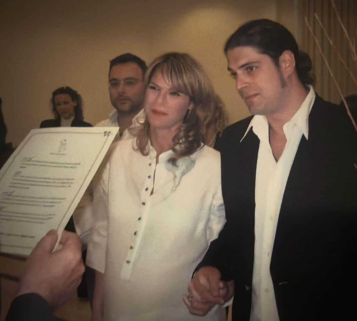 Ρομπέρτο Καριέρε: Ποιος ήταν ο «βασιλιάς» της νύχτας και πατέρας του Λορέντζο – Η θυελλώδης ζωή, ο καρκίνος και η συμφιλίωση πριν το τέλος 4 lorentzo gamos