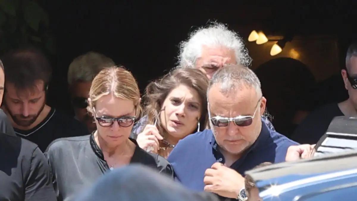 Λορέντζο Καριέρε: Hχηρή απουσία από την κηδεία του – «Το μυαλό μου ήταν εκεί» 1 katrava ndp 1200x675 1